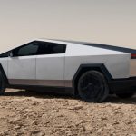 Tesla’ya büyük şok: Cybertruck satışları yarı yarıya düştü