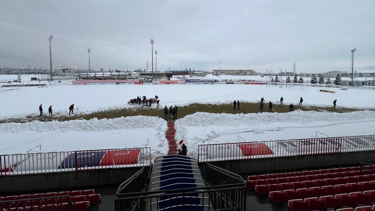 TFF 2. Lig maçı kar sebebiyle ertelendi!