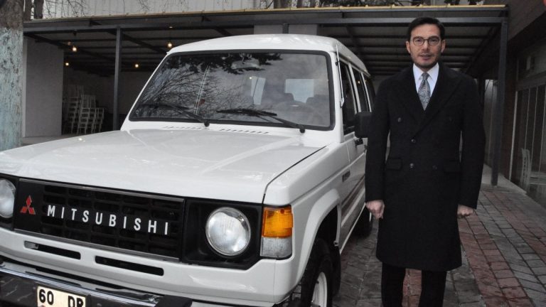 Tokat’ta efsane valinin oğlu, babasının makam aracını belediye hizmetine aldı