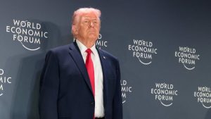 Trump, ABD’nin Grönland planına karşı çıkan ülkelere getirdiği ek vergiden vazgeçti