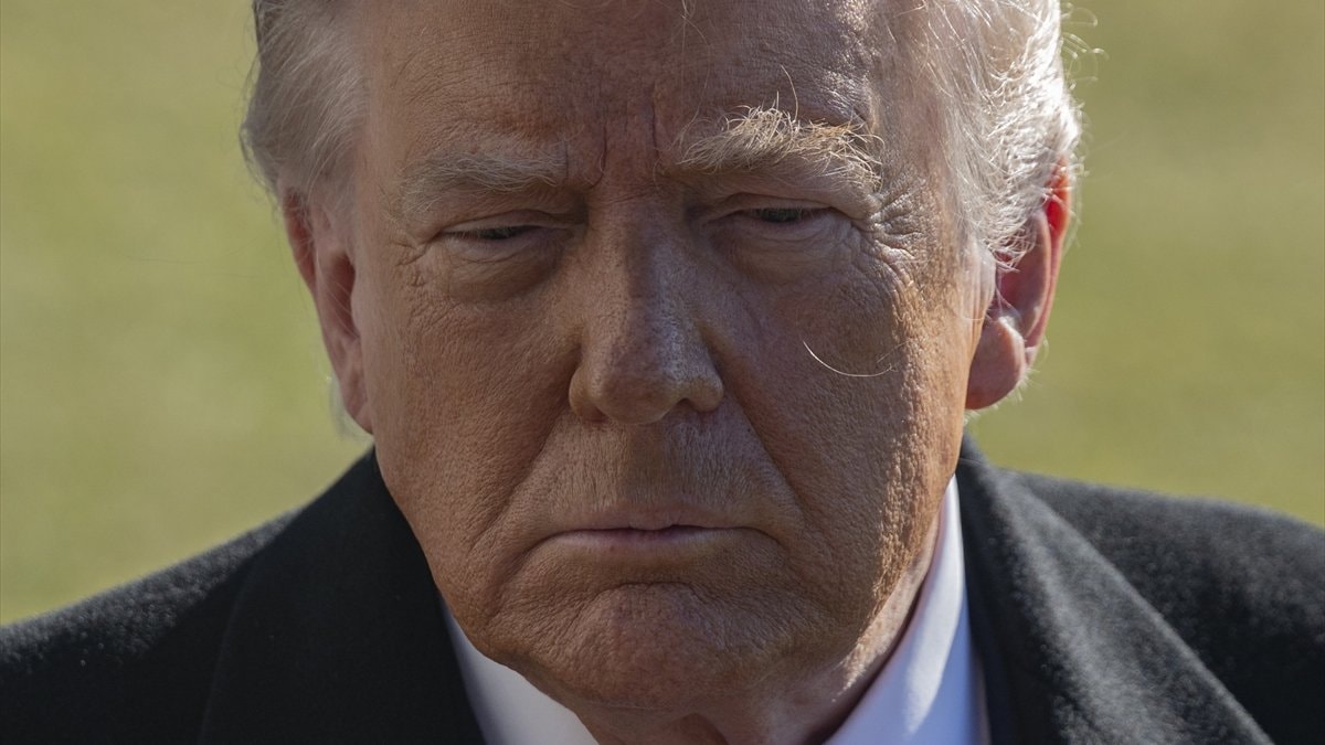 Trump’tan İran’daki göstericilere çağrı: Kurumlarınızı ele geçirin