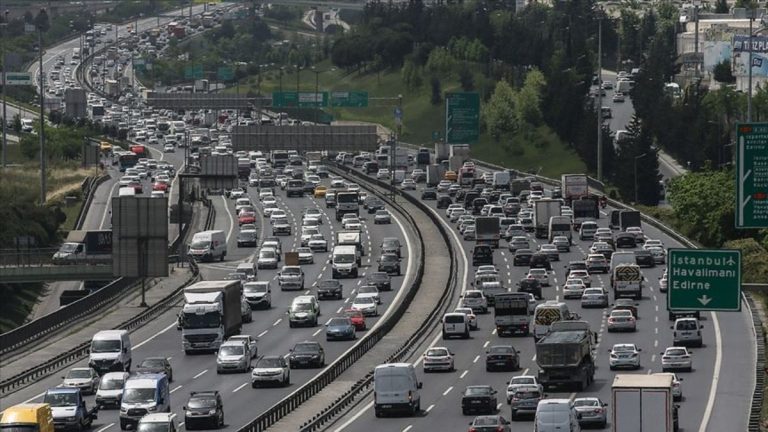 Türkiye’de geçen yıl 2,3 milyon taşıtın trafiğe kaydı yapıldı
