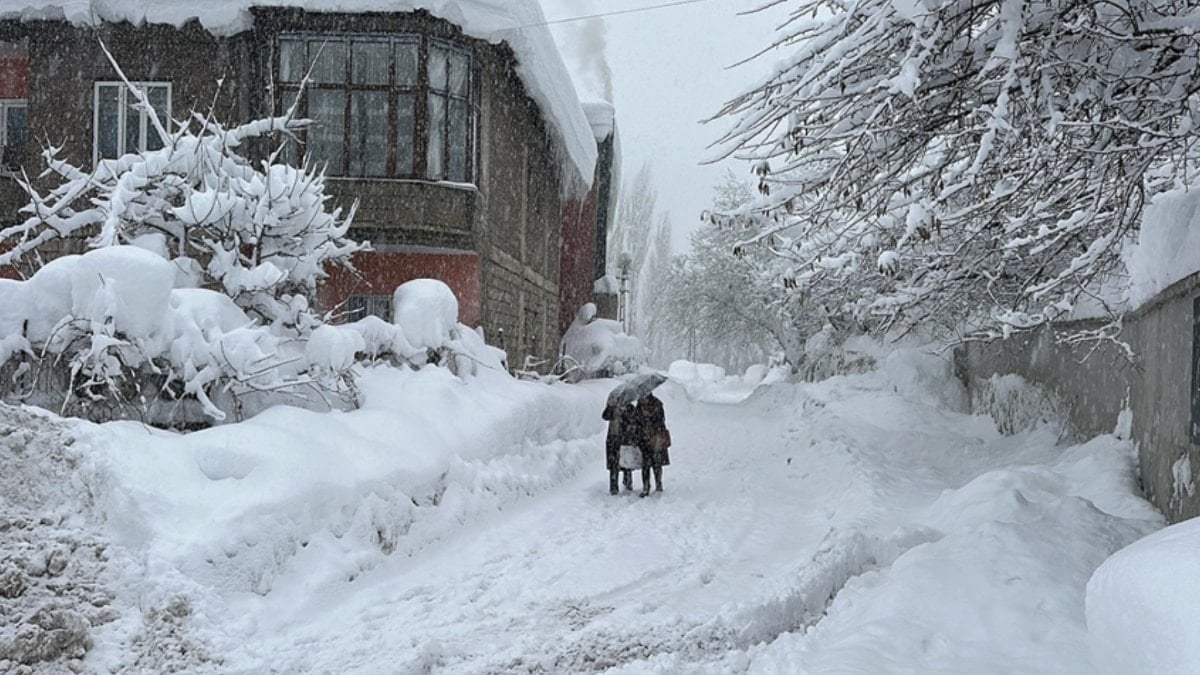 Ülke genelinde soğuk hava hakim: Birçok ilde kar etkisini sürdürüyor