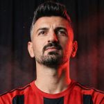 Vanspor, Batuhan İşçiler’i renklerine bağladı