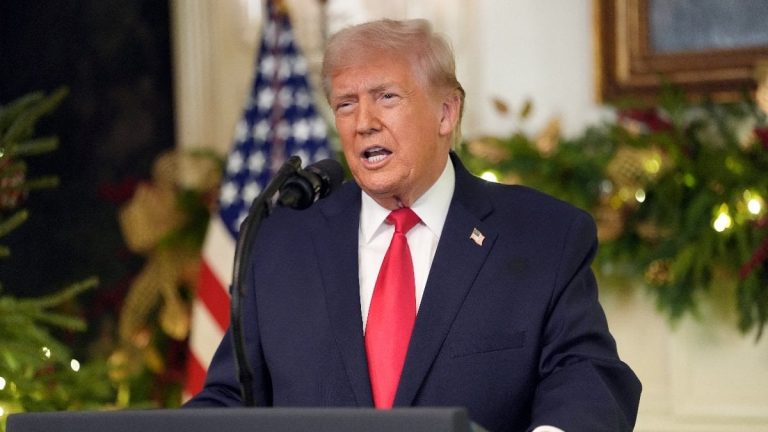 WSJ: Trump, Venezuela müdahalesi öncesinde petrol şirketlerine “hazır olun” dedi