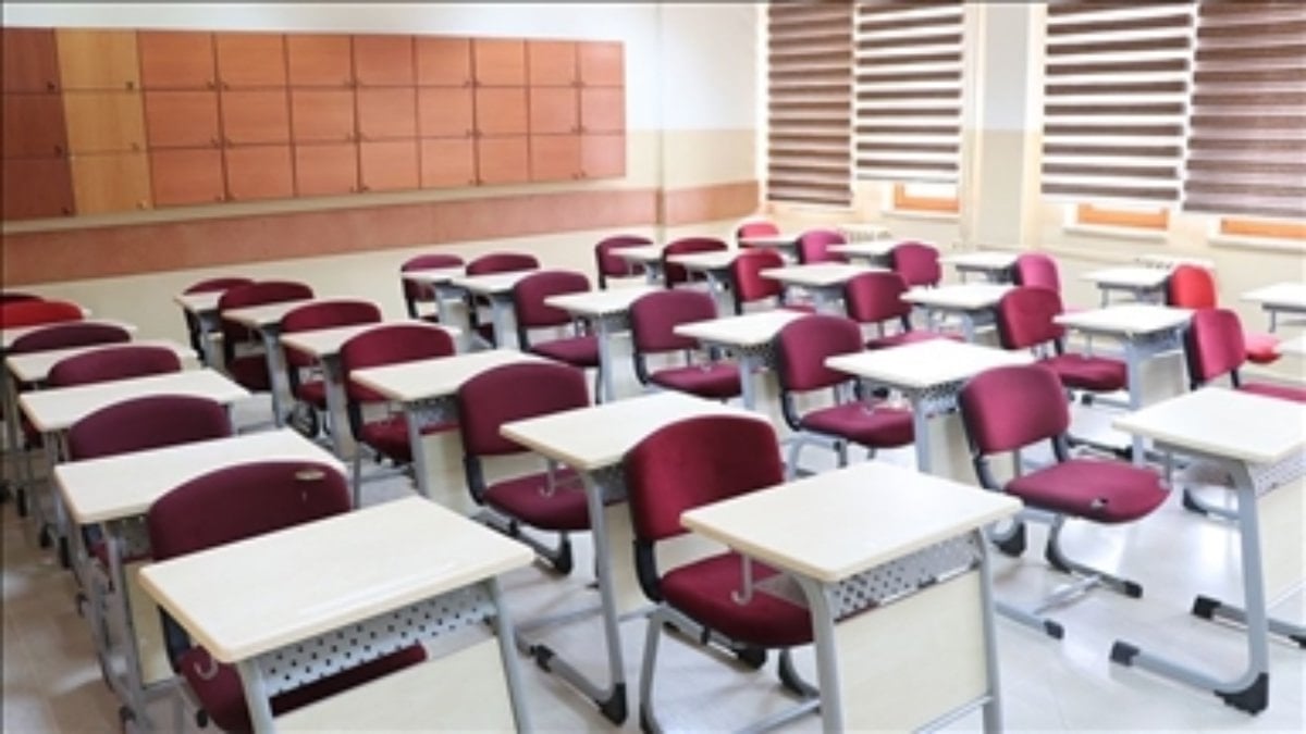 Yarın okullar var mı, tatil mi? 5 Ocak 2026 eğitim kararı…