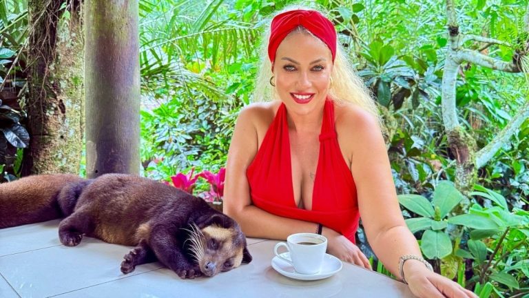 Yeliz Yeşilmen’in dekolte tepkisi! Gökçe Bahadır’ı eleştirdi