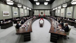 Yılın ilk kabine toplantısında birinci gündem Venezuela