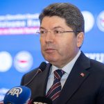 Yılmaz Tunç: Meşruiyeti, dış ülkelerde ülkemizi şikayet ederek aramayız