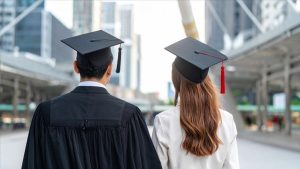 Yükseköğretim mezunlarının iş gücüne katılım oranı daha fazla