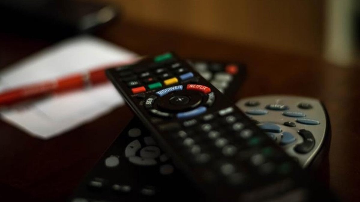 8 Şubat 2026 TV yayın akışları: Bugünkü reyting yarışları! Kanal kanal açıklandı…