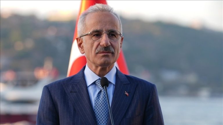 Abdulkadir Uraloğlu: 2025’te limanlarımızda elleçlenen yük rekor kırdı