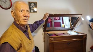 Adana’da engelli adamın 1 kilo altınını çaldılar