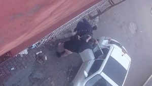 Adana’da eski eşini darbetti, yetmedi şikayetçi oldu