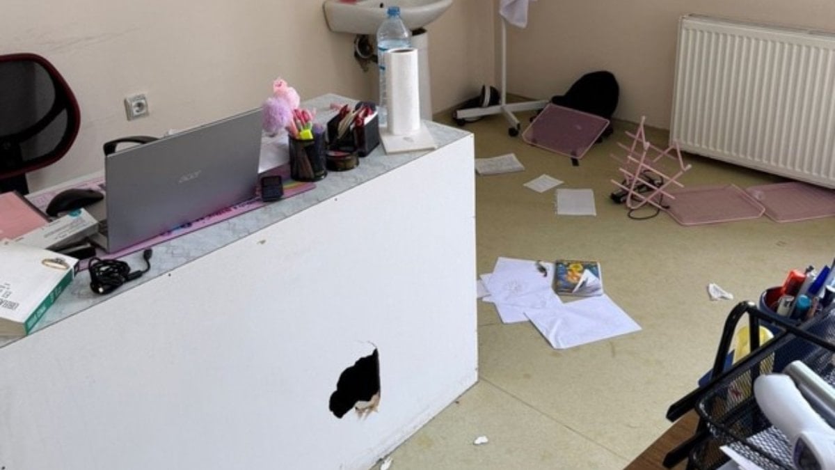 Ağrı’da aile hekimine muayene odasında yumruklu saldırı