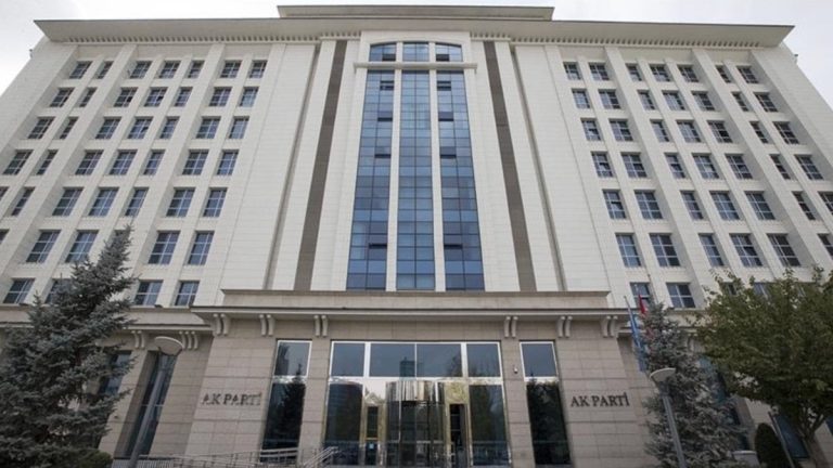 AK Parti, Ramazan boyunca 81 ilde vatandaşlarla iftar sofralarında buluşacak