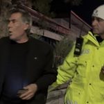 Aksaray’da yasal sınırın 4 katından fazla alkollü çıktı: Gazeteciye el sallayıp yüzüne tükürdü