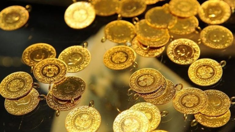 Altın ve gümüşte tarihte eşi görülmemiş seviyeler! Uzmanlar yatırımcıları uyardı