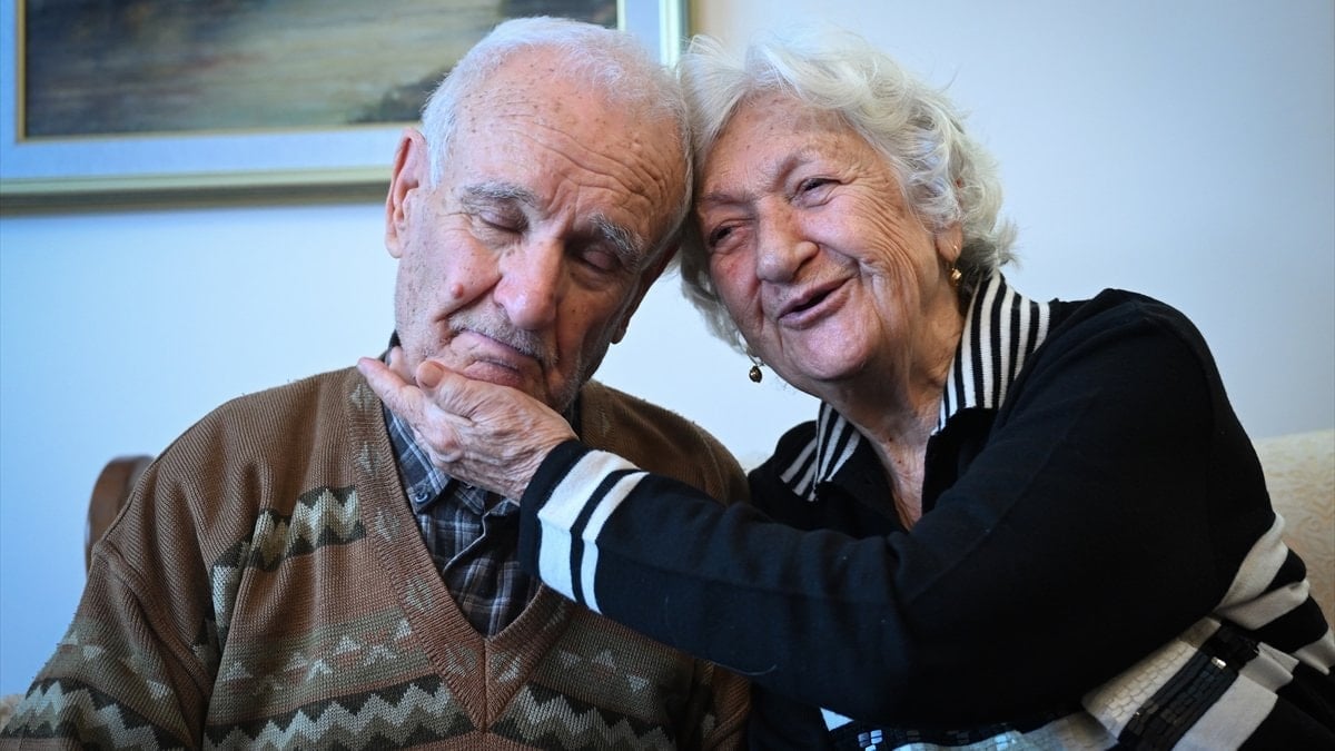 Ankara’da 65 yıllık evli çiftten gençlere tavsiye