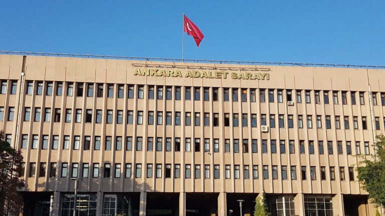 Ankara’da adli emanet bürosundan altın çalan memur yakalandı