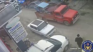 Ankara’da çaldıkları araçları parçalayıp satan 8 şüpheli yakalandı