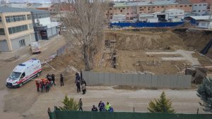 Ankara’da göçük altında kalan işçi hayatını kaybetti