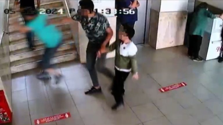 Antalya’da otizmli öğrenciyi darbeden öğretmene 15 bin lira ceza