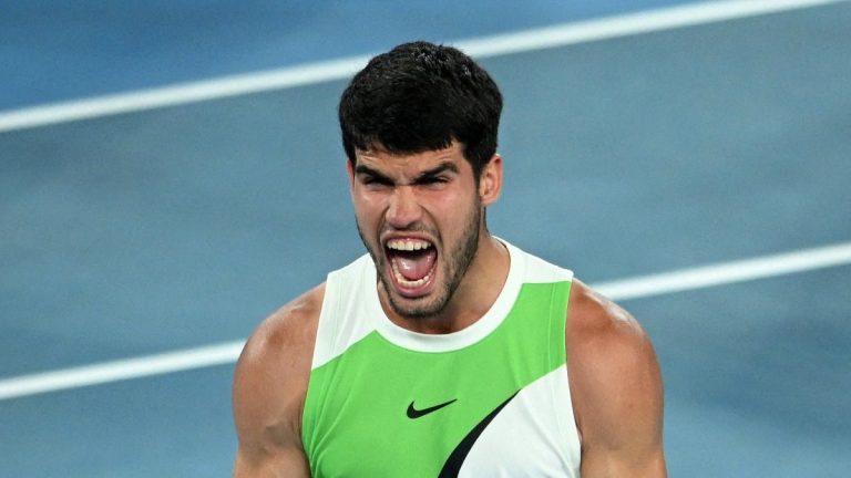 Avustralya Açık’ta Carlos Alcaraz ve Elina Svitolina yarı finale kaldı