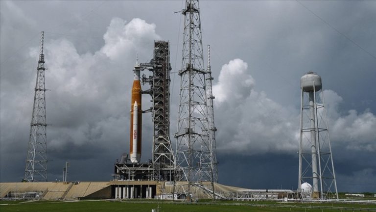 Ay seyahati 2026: Artemis II ne zaman fırlatılacak? Ay’a inecek mi?