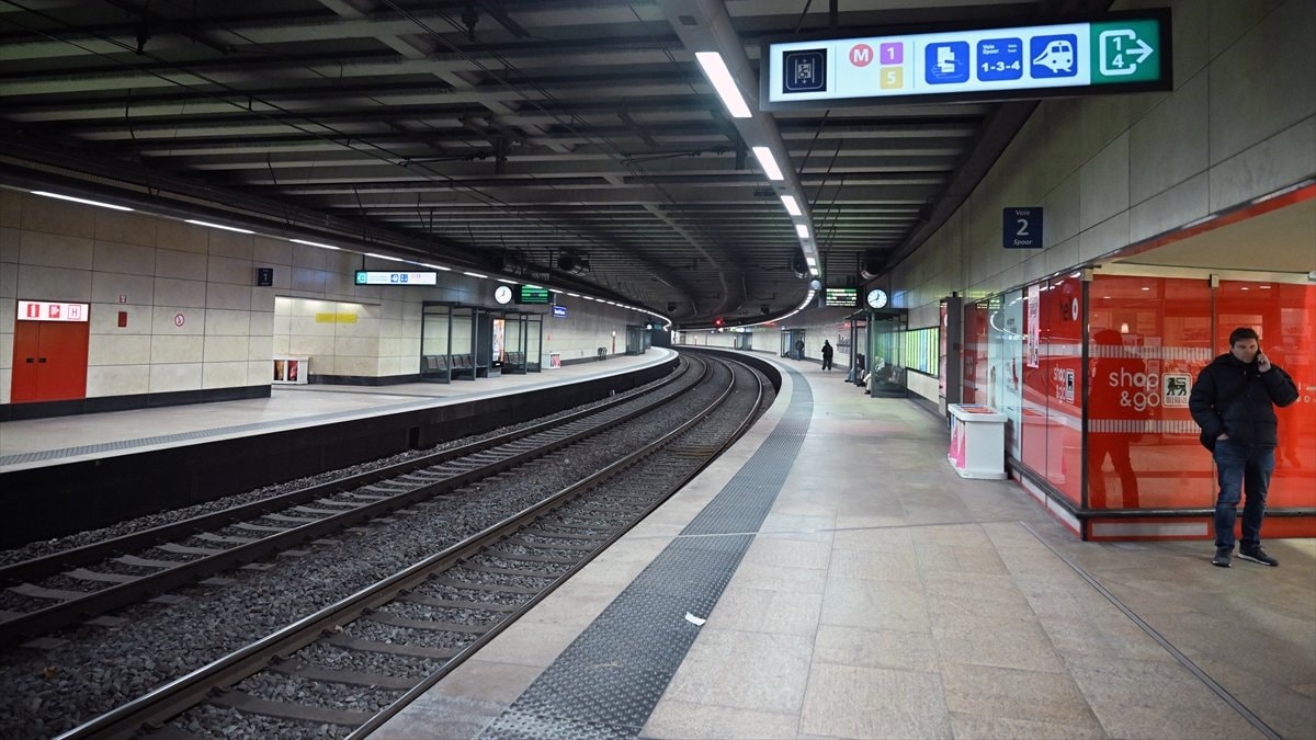 Belçika’da demir yolu çalışanları iş bıraktı