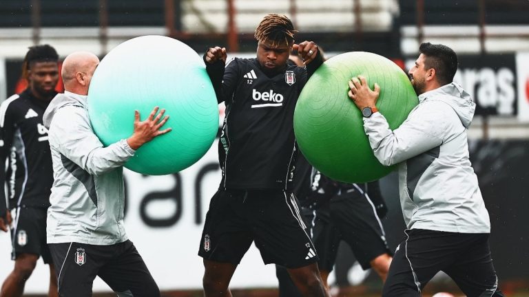 Beşiktaş, Başakşehir maçı hazırlıklarına devam etti
