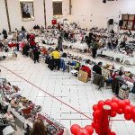 Buca Belediyesi Hediyelik Eşya Pazarı’na yoğun ilgi