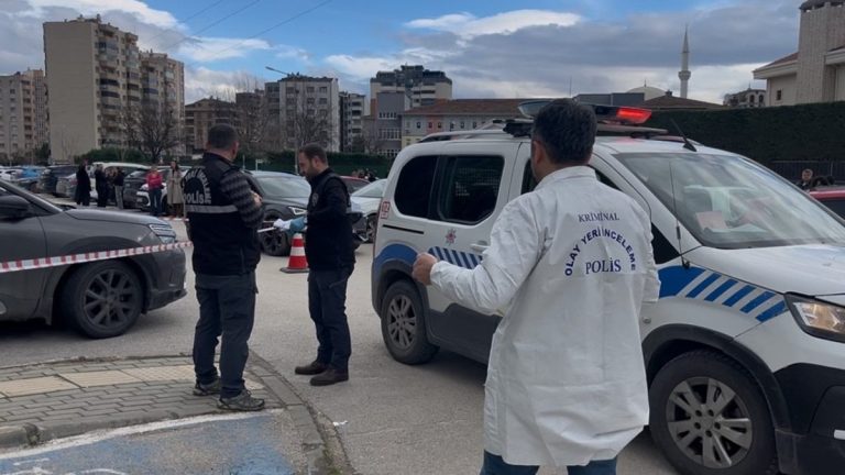 Bursa’da kadın öğretmen eski nişanlısı tarafından silahlı saldırıya uğradı