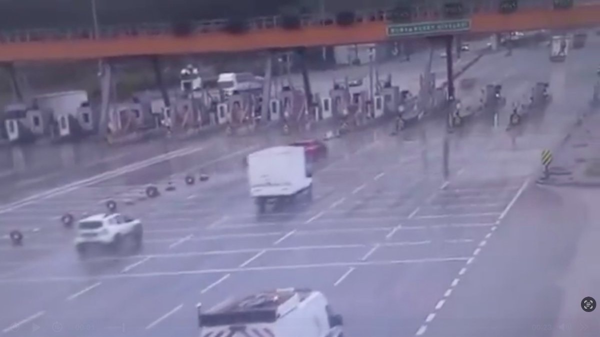 Bursa’da otoyolda pes dedirten görüntü: Ters şeritte kilometrelerce ilerledi