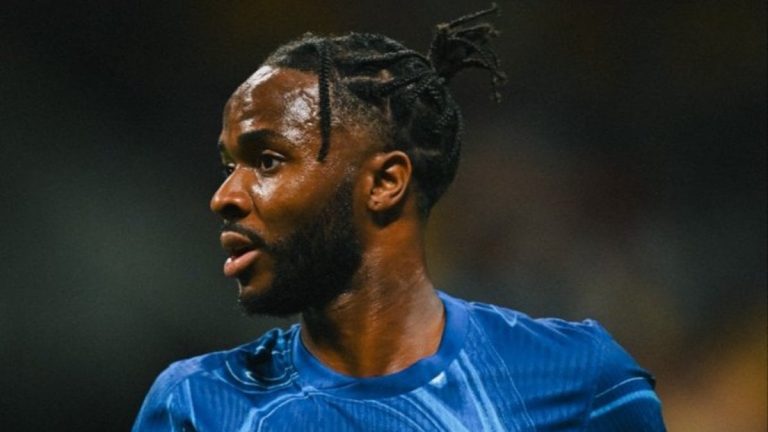 Chelsea, Raheem Sterling’in sözleşmesini feshetti