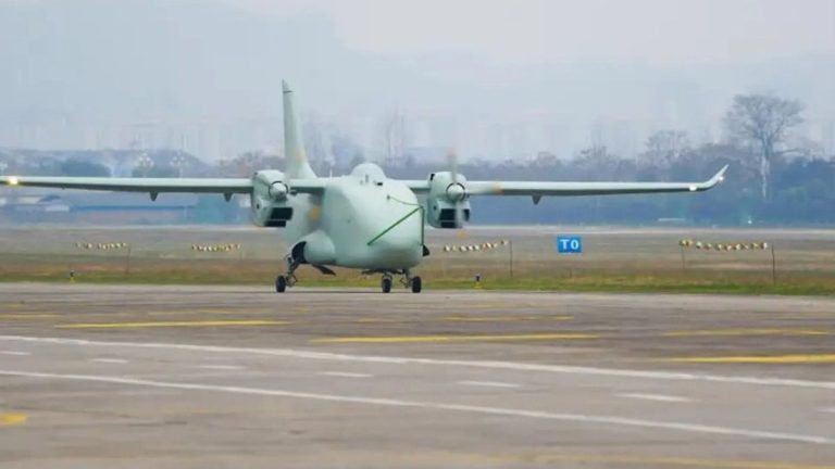 Çin’in insansız kargo uçağı YH-1000S, ilk uçuşunu yaptı