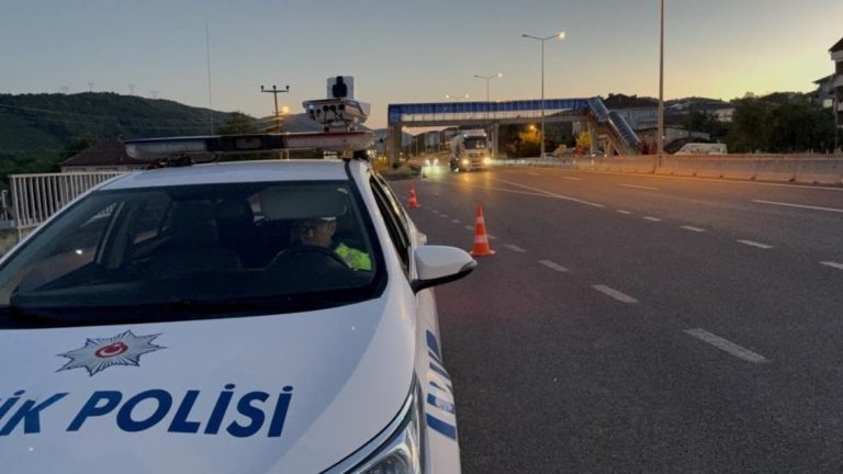 Düzce’de trafik denetimleri: 198 araç trafikten men edildi