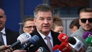 Epstein belgelerinde adı geçen Slovak diplomat Lajcak istifa etti