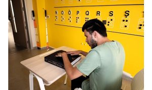 Eren’in hayatı “beyaz baston” eğitimiyle değişti