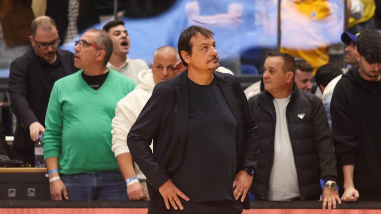 Ergin Ataman’a küfür eden Maccabi taraftarına sembolik para cezası