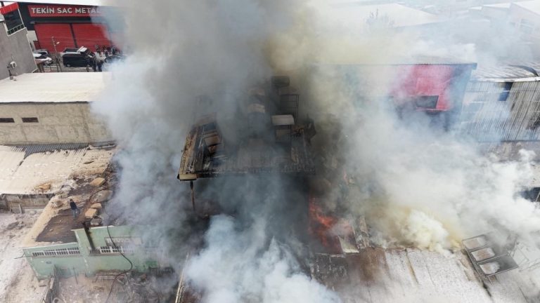 Erzurum’da 2 kişinin öldüğü yangında, iş yeri sahibine 288 bin TL para cezası