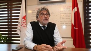 Eski milli futbolcu Ömer Kaner vefat etti