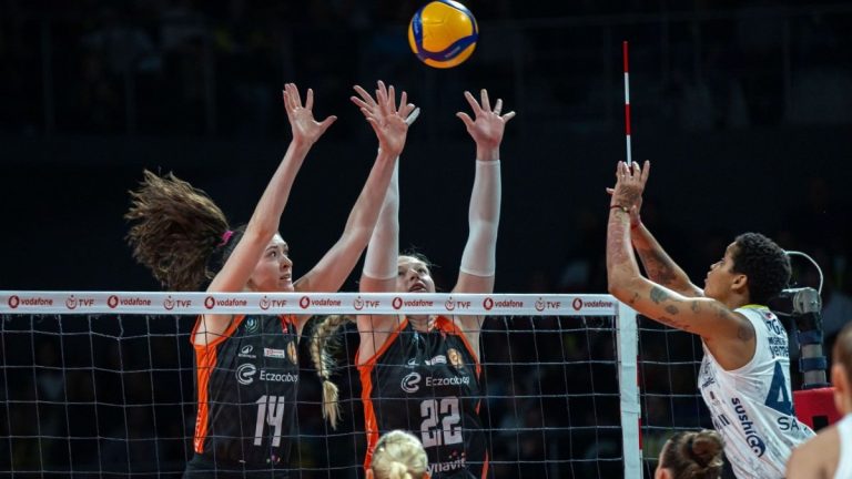 Fenerbahçe, Eczacıbaşı’na şans tanımadı