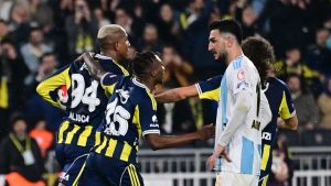 Fenerbahçe, Erzurumspor FK’ya 3 attı