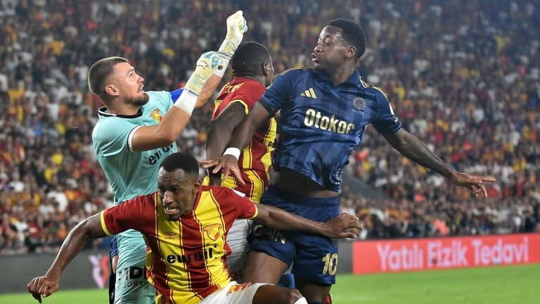 Fenerbahçe – Göztepe maçının ilk 11’leri