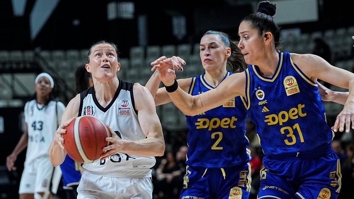 Fenerbahçe, kadınlar derbisinde Beşiktaş’a şans tanımadı