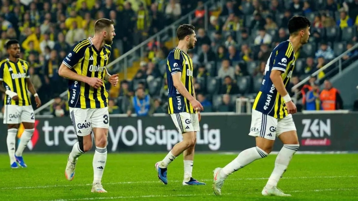 Fenerbahçe son dönemde iç sahada kazanmakta zorlanıyor
