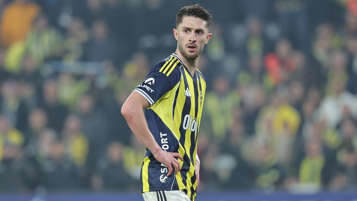 Fenerbahçe’de İsmail Yüksek sakatlandı