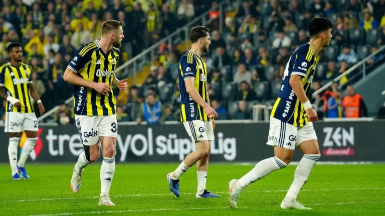 Fenerbahçe’nin galibiyet serisi yine Kadıköy’de son buldu