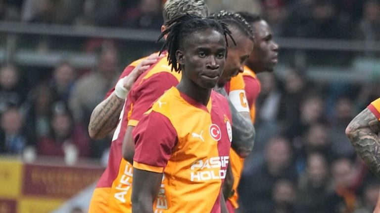 Galatasaray’da Renato Nhaga ilk kez sahaya çıktı